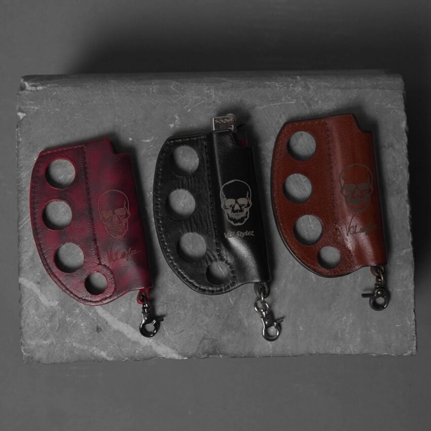 SAITAMA LIGHT HOLDER