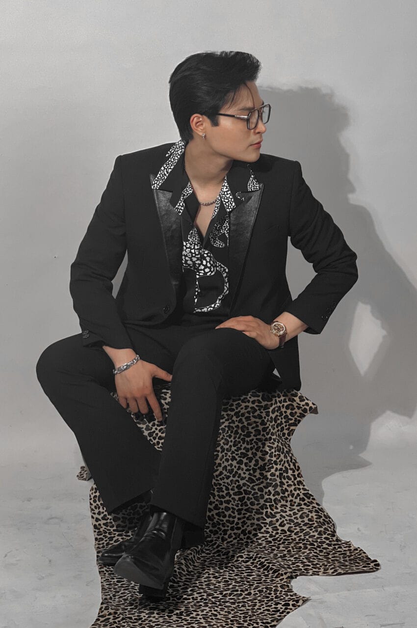 LEATHER LAPEL TUXEDO - Ảnh 7