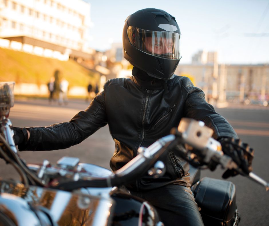 Áo khoác Biker - Những điều cần biết về áo khóa da nam